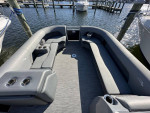 Bennington 25 LSR Tri-Toon Pontoon