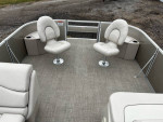 2016 Bennington SFX 21