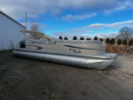 2009 25’ Pontoon