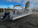 2009 25’ Pontoon