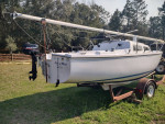 1972 Catalina  22 Swing Keel Sailboat