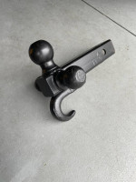 BALL MOUNTS with THREE BALLS