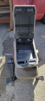 Silverado Gray Cloth Center Seat/Console