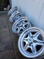 W T BUY SOME DATSUN 280Z CAR WHEELS / RIMS