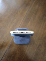 Apple iPhone 7