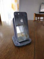 Apple iPhone 8