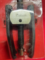 AUTOMOTIVE FULLEY PULLER TOOL