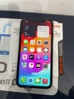 iPhone XR 128 GB Mint Condition