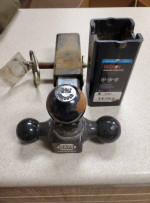 Tri ball hitch and reducer sleeve
