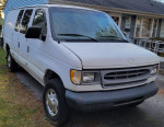 Ford E-350 (Engine Spun Bearing) for parts or..