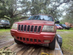 PARTING OUT 2002 JEEP GRAND CHEROKEE 2WD.
