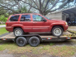 PARTING OUT 2002 JEEP GRAND CHEROKEE 2WD.