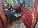 1981 TO 1996 FORD TRUCK EXTRA CAB SPLIT FRONT SEAT.