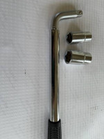 Gorilla Automotive Products 1721 21" Telescoping Lug Wrench