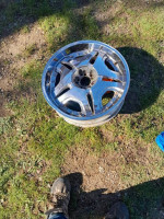 4 wheels 8x20" chrome in good condition