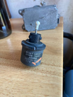 Lexus LS400 headlight leveling motor