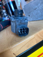 Lexus LS400 headlight leveling motor