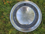 One (1) 1964 1965 Lincoln Continental 15" Hubcap Used