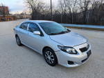 2010 10 Toyota Corolla LE 4 door sedan automatic transmission