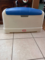 Huge toys box and other kids stuff