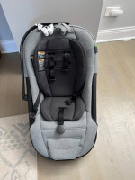 Bouncer - Baby Jogger City Sway Rocker w/ Travel Case - Like New