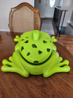 BOON Bathtime Froggy Bath Toy Storage Container w/ Optional Wall Mount & Easy Tu