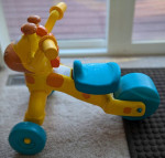 Little Tikes Go and Grow Lil' Rollin' Giraffe Ride On