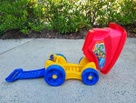 Mega Bloks fill and dump wagon