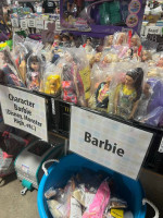 HUGE 250 family kids sale Apr 25-27 at PA Farm Show- NW Hall