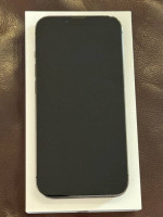 IPHONE 13 PRO 256.GB UNLOCKED . LIKE BRAND NEW