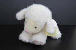 Heavenly Moments Musical Lamb "Jesus Loves Me" Baby NEW MINT NWT