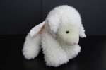 Heavenly Moments Musical Lamb "Jesus Loves Me" Baby NEW MINT NWT