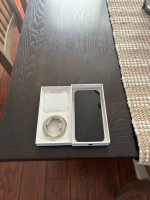 iPhone 13 128GB Midnight