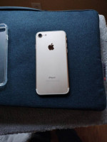 iPhone 7 32G unlocked