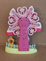 My Little Pony Ponyville Ferris Wheel with 4 Ponies