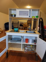Toy kitchen