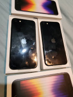 2 IPhone se at&t /cricket only
