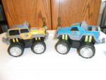 Shake N' Go Off-Road Jeep & Truck Set