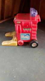 Pit Stop Play Toy & Gas Pump