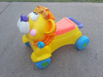 Riding Toy - Lion - Fisher Price