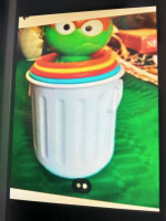 New Oscar Grouch stackable toy