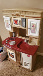 Kid's Kitchen