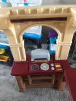 Step 2 Kids Play Kitchen