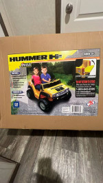 12 V Two-Seater Hummer H2 Yellow