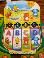 Vtech Touch & Teach Turtle Book