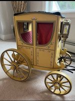 American Girl Doll Felicity’s Colonial Carriage and Two Horses