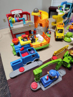 15 Fisher-Price Little people toy sets