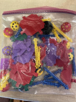 🛴 Protective Gear Set 3 pack(3-7 Years) & Bag of S.T.E.M. Toys & Octo