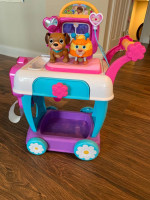 Doc McStuffins Toy Hospital Cart