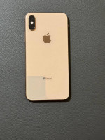 iPhone XS Gold 64 GB -- Carrier Unlocked (Like new)